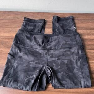 Lululemon Womens Legging Size 8Pace Rival Crop in Incognito Camo Multi